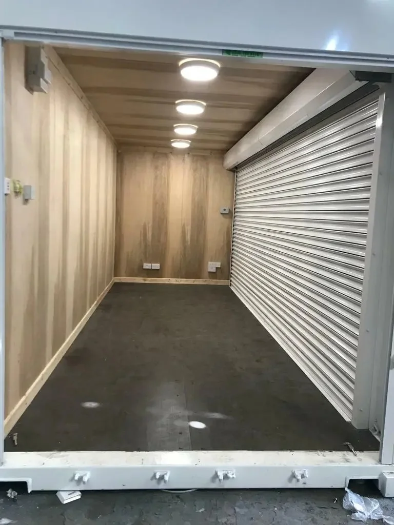 Conteneur 20 Pieds High Cube avec Porte Roulante Électrique - Image 3